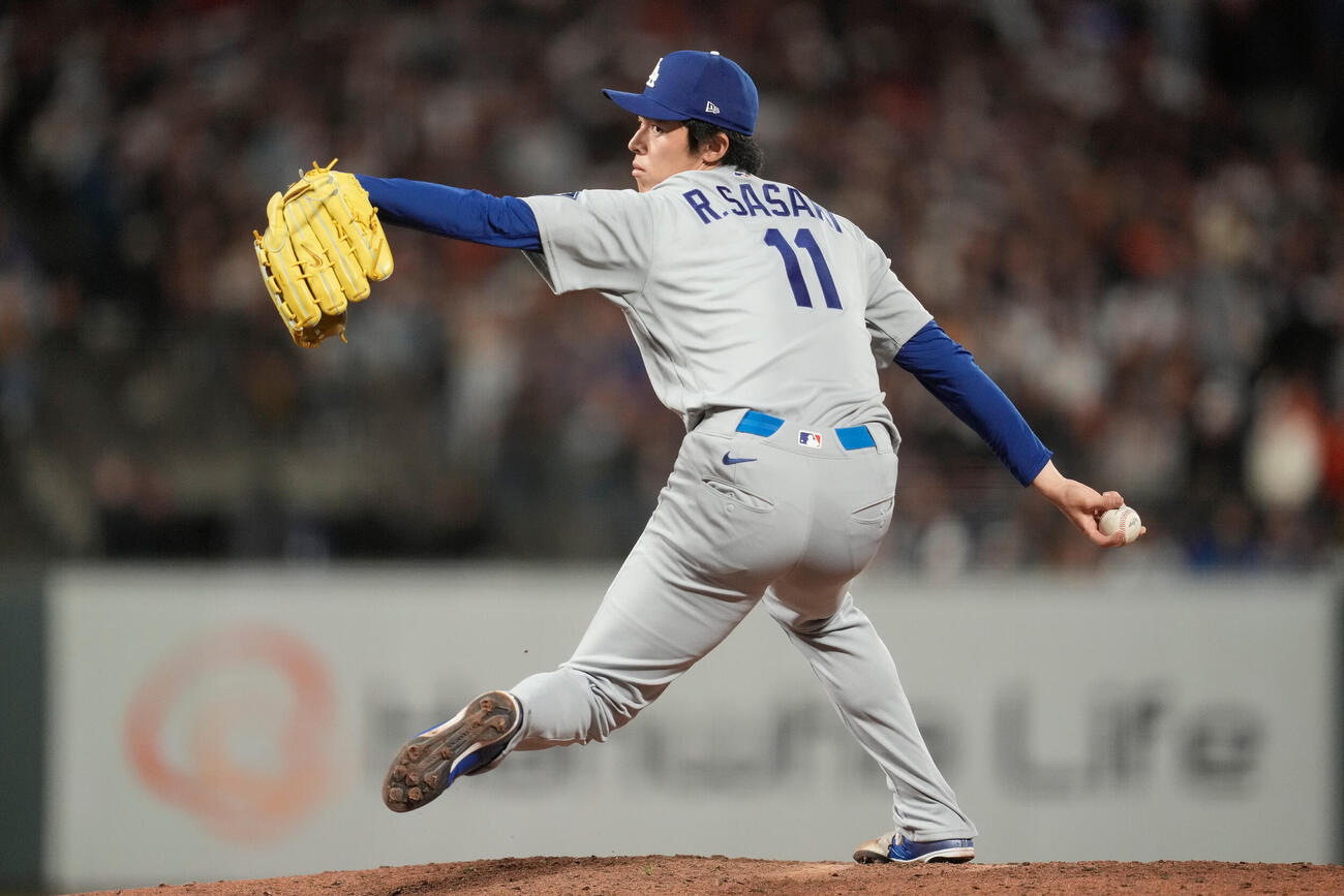 ジャイアンツ戦に登板したドジャース佐々木(AP)