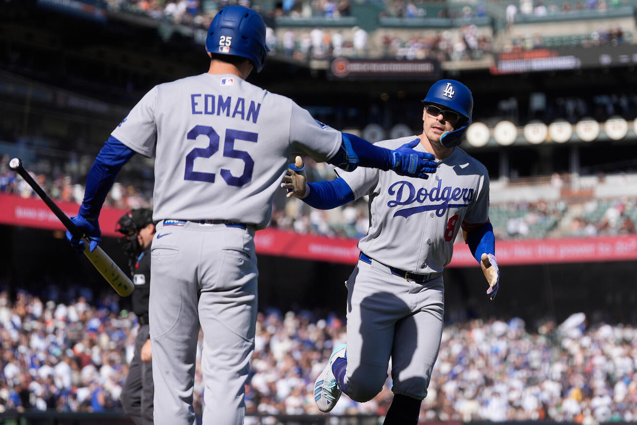 9回、決勝ソロを放ったドジャースのキケ・ヘルナンデス（AP）