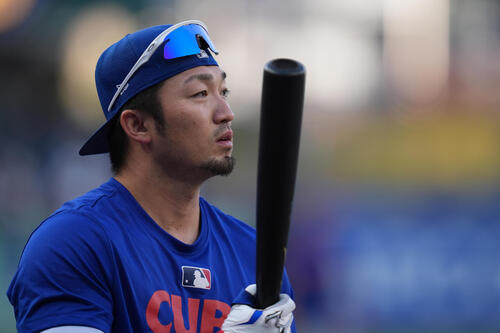 試合前のカブス鈴木(AP)