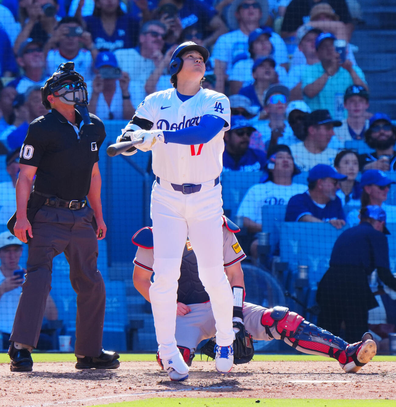 ドジャース対ブレーブス　7回裏ドジャース無死、中飛に倒れる大谷翔平（撮影・垰建太）