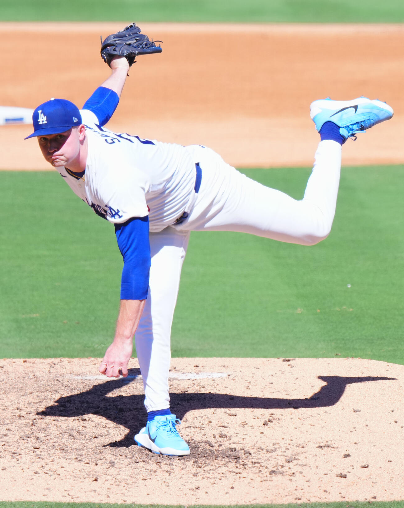 ドジャース対ブレーブス　力投するドジャース先発タリク・スクバル（撮影・垰建太）