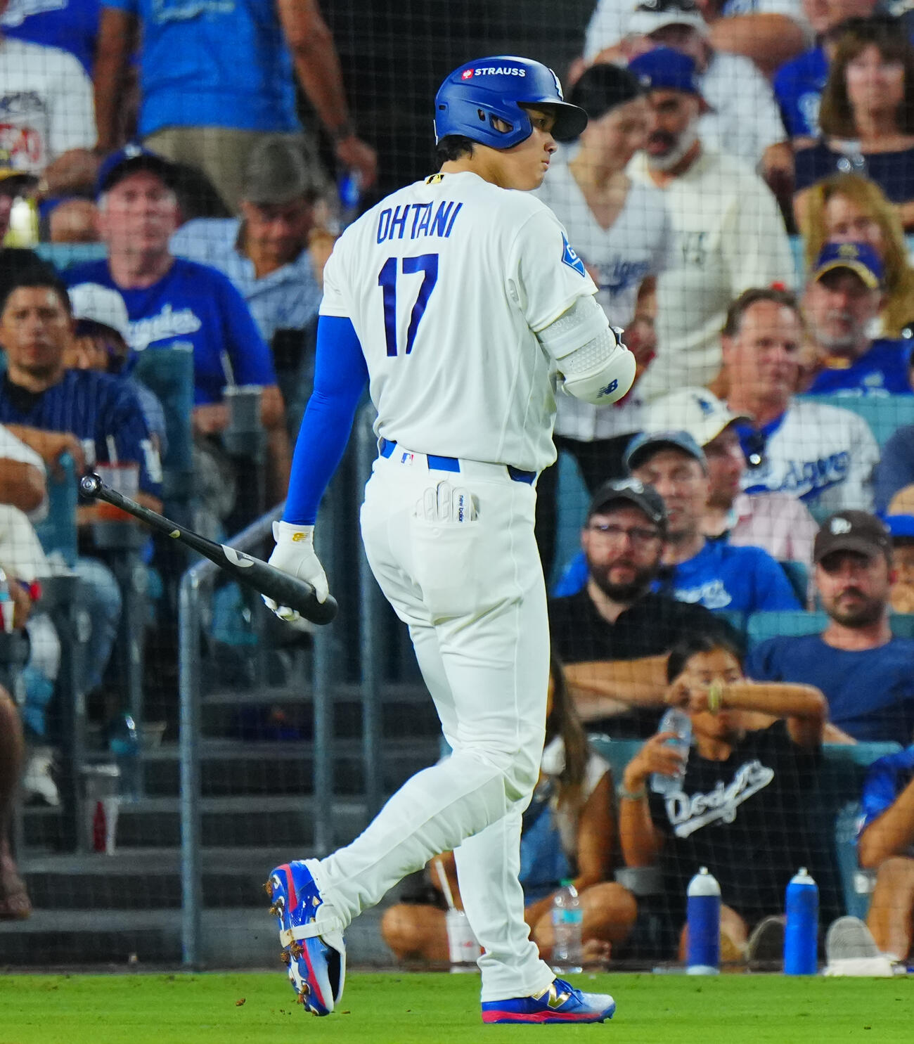 ドジャース対ブレーブス　7回裏ドジャース2死、空振り三振に倒れる大谷翔平（撮影・垰建太）