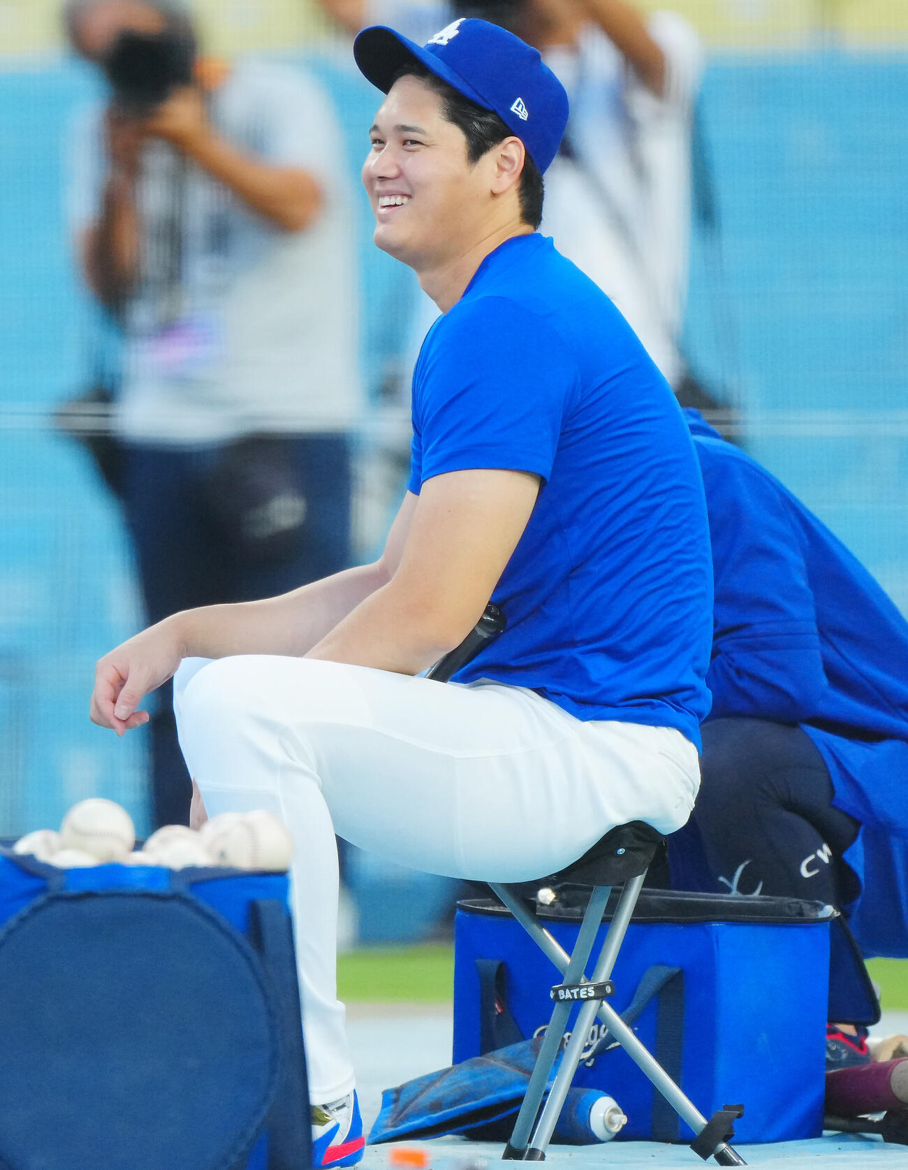 前日練習で笑顔を見せるドジャース大谷翔平（撮影・垰建太）