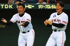 1997 劇空間プロ野球4月4日開幕。 清原和博 松井秀喜ポスター 1997年、巨人時代の清原（右）と松井 - スポニチ Sponichi Annex 野球