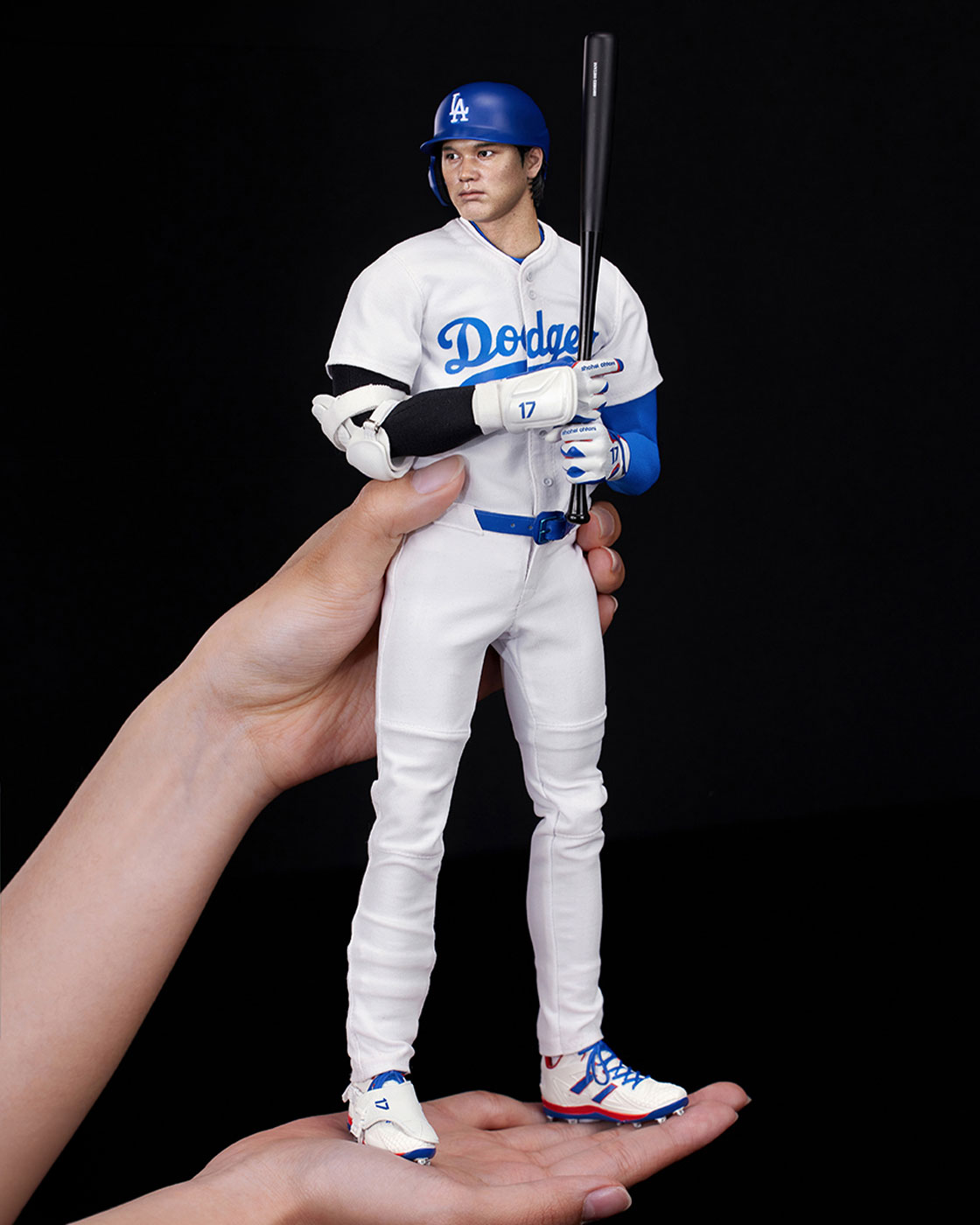 大谷翔平 1/6スケール アクションフィギュア 受注販売 - 日刊スポーツ