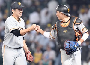 巨人菅野智之＆小林誠司がセ最優秀バッテリー賞受賞 - プロ野球 : 日刊 