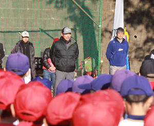 谷繁元信氏 少年野球開会式で 楽しんで思い出に プロ野球 日刊スポーツ