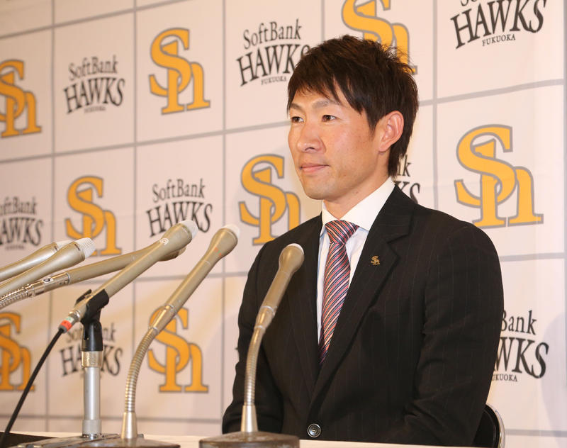 ソフトバンク本多現状維持1・8億「しっかり打つ」 - プロ野球 : 日刊スポーツ