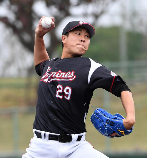 中日対ロッテ　ロッテ先発の西野（撮影・前岡正明）