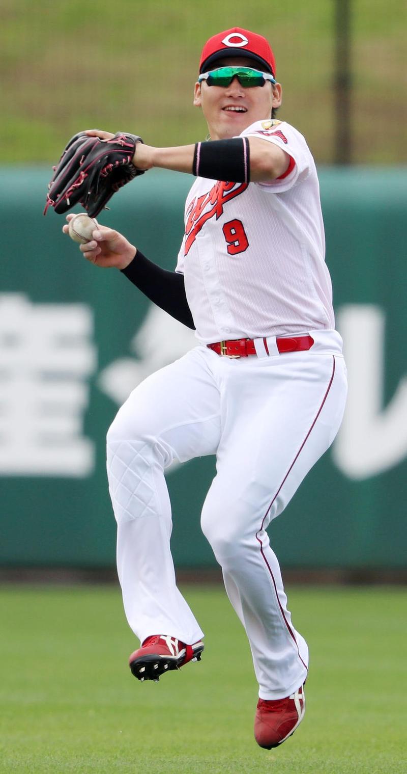 帰ってきた広島丸＆誠也コンビ 10日ヤクルト戦で - プロ野球 : 日刊