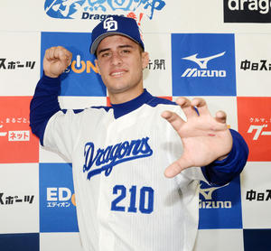 中日の育成捕手マルティネス意欲「日本語覚えたい」 - プロ野球 : 日刊
