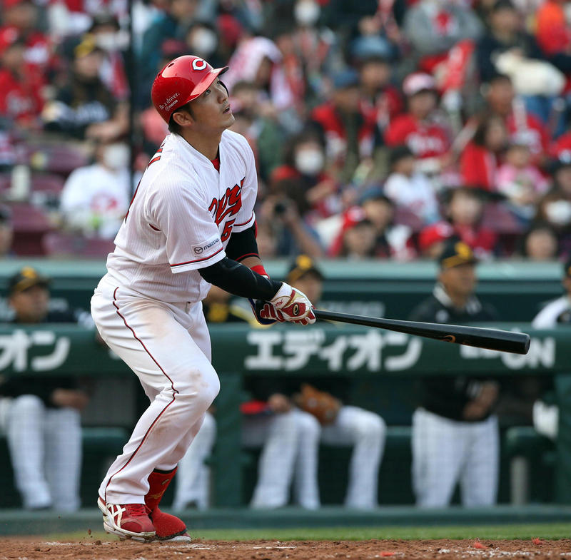 広島鈴木誠也4番、開幕初栄誉に自信発言「やれる」 - プロ野球 : 日刊