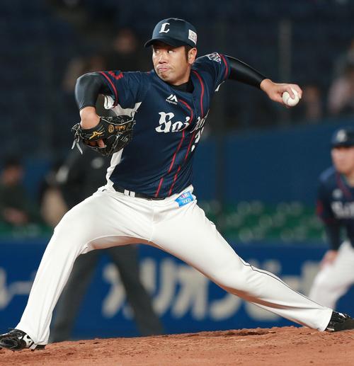ロッテ対西武　先発で登板し力投する西武榎田（撮影・中島郁夫）