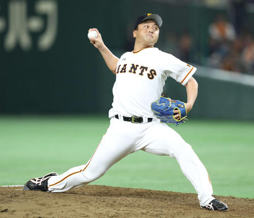 巨人対広島 9回に巨人3番手で登板した沢村(撮影・河野匠)