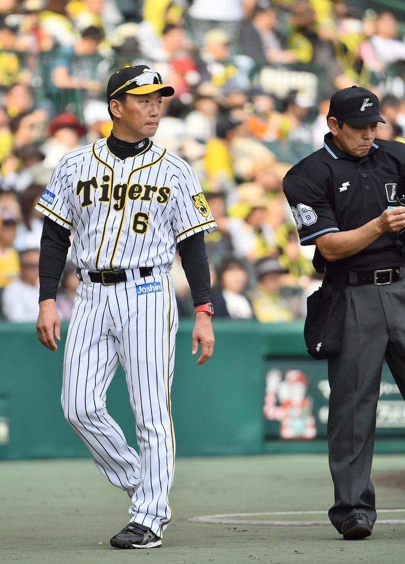 金本監督「申し訳ない」甲子園で屈辱の巨人戦5連敗 - プロ野球 : 日刊