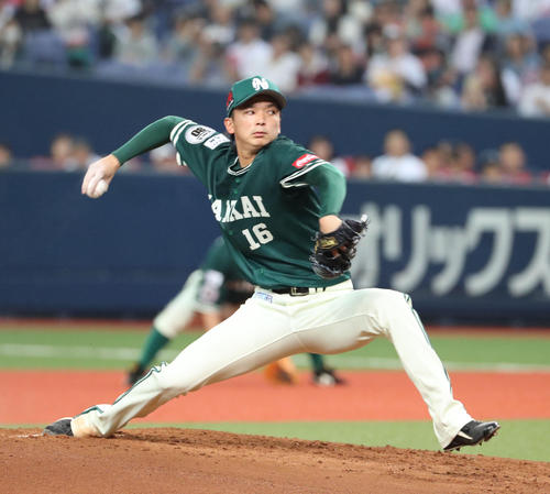 オリックス対ソフトバンク ソフトバンク先発の東浜(撮影・黒河謙一)