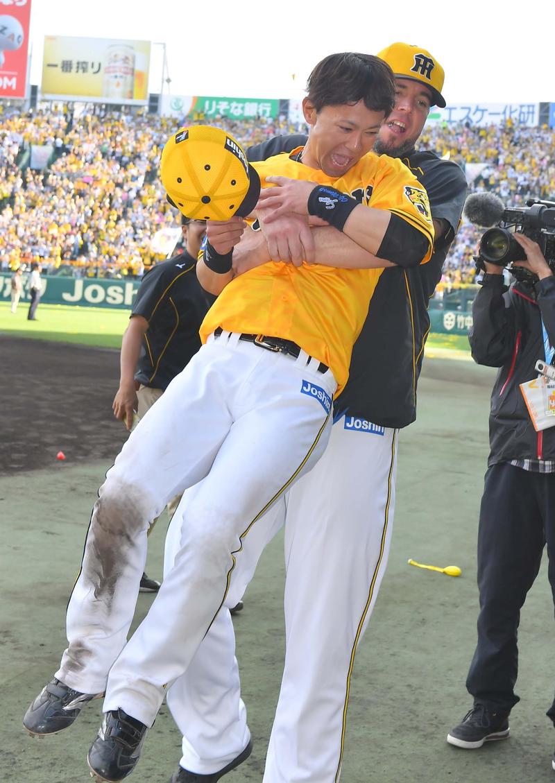 阪神上本、ガチ勝負約束の大和の前で4打点大暴れ - プロ野球 : 日刊