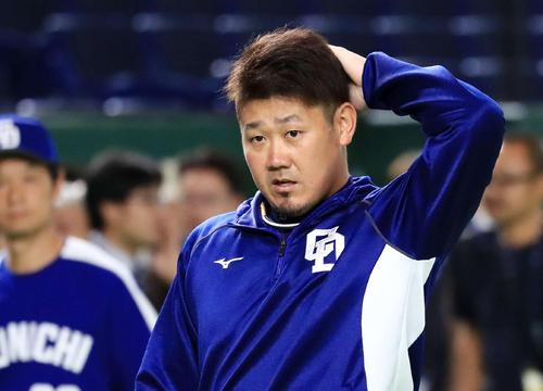 巨人対中日　試合前、ウオーミングアップする中日先発の松坂（撮影・江口和貴）