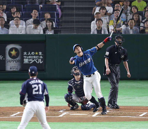 日本ハム対西武　１回裏日本ハム１死、２番打者の大田は左飛に倒れる。投手十亀（撮影・河野匠）