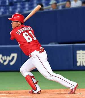 広島19歳坂倉「必死」の適時二塁打 敗戦も見せ場 - プロ野球 : 日刊