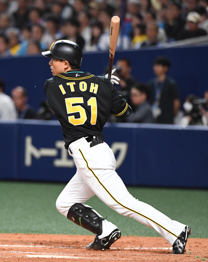 阪神伊藤隼太代打で存在感「出た時の状況に応える」 - プロ野球 : 日刊