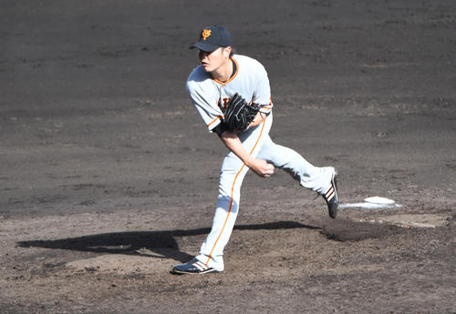 6回から登板した宮国椋丞(撮影・奥田泰也)