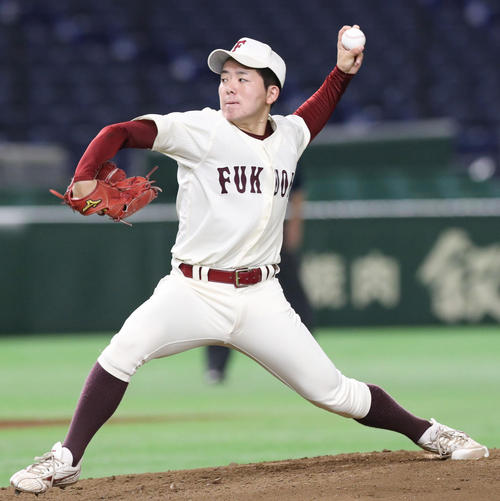 福岡大対福井工大　福岡大先発の秋山（撮影・垰建太）