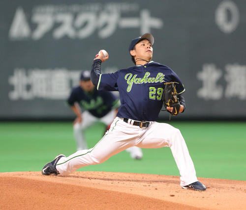 日本ハム対ヤクルト ヤクルト先発の小川(撮影・佐藤翔太)
