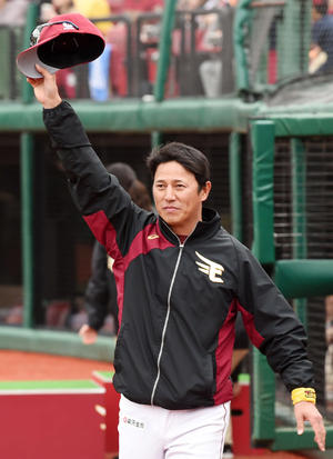 平石楽天１勝 ｐｌ後輩４番サード今江がズバリ プロ野球 日刊スポーツ