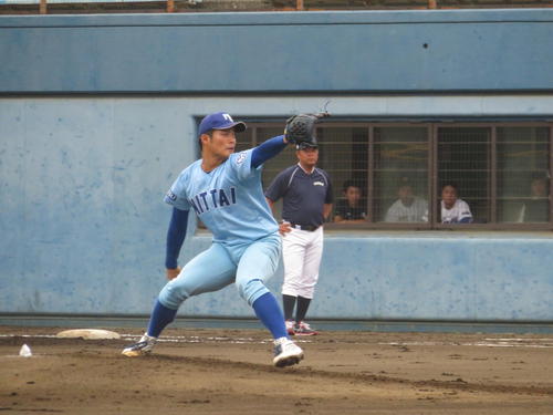 侍ジャパン大学代表選考合宿の紅白戦に先発した日体大・松本（撮影・久保賢吾）