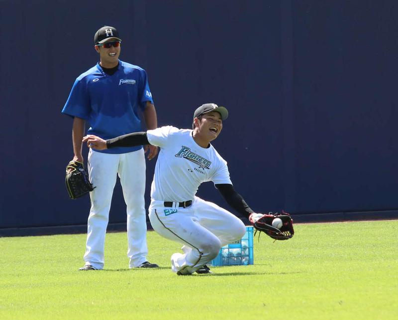 日本ハム清宮が初の外野特守「内野とは違った疲れ」 - プロ野球 : 日刊