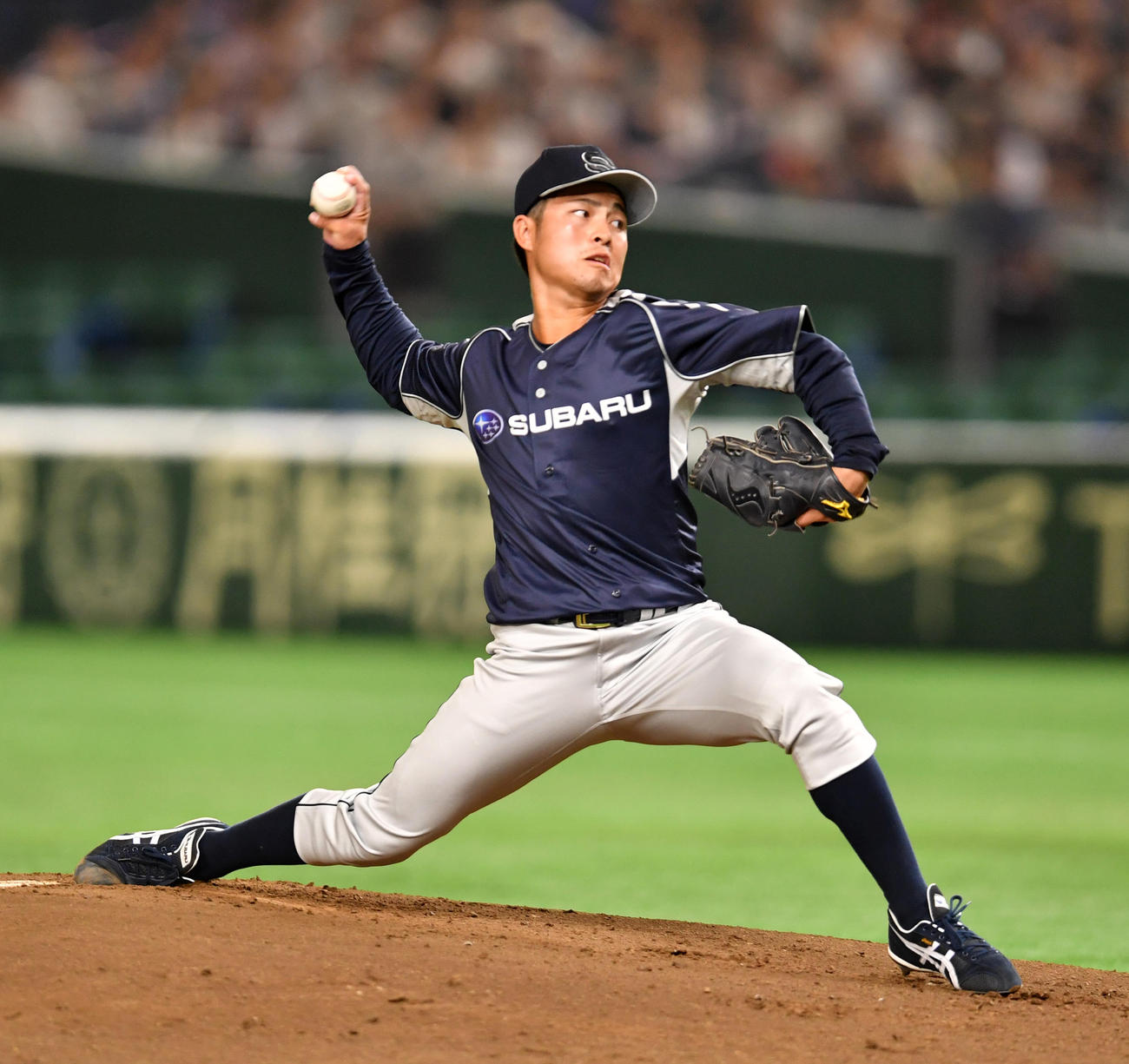 王子対ＳＵＢＡＲＵ　先発したＳＵＢＡＲＵの黒川（撮影・柴田隆二）