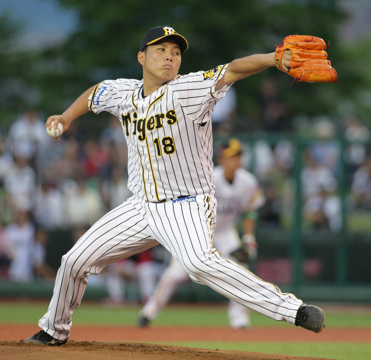 先発で登板し力投する阪神馬場（撮影・中島郁夫）