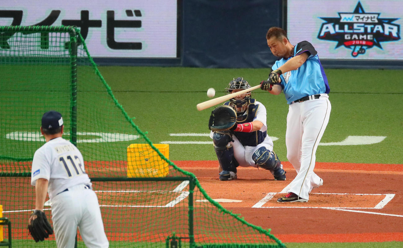 ホームラン競争１回戦で敗退した中田翔（撮影・宮崎幸一）