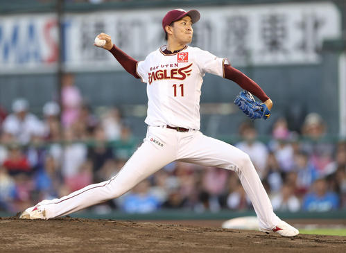 楽天対西武　力投する楽天岸（撮影・野上伸悟）