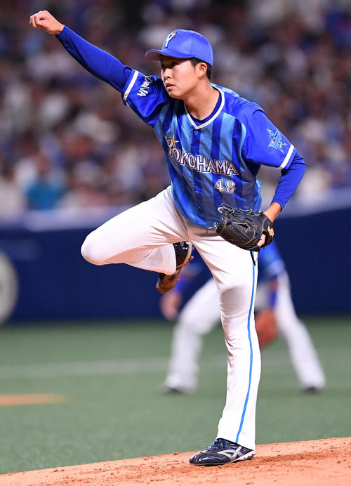 ＤｅＮＡ先発の京山（撮影・前岡正明）