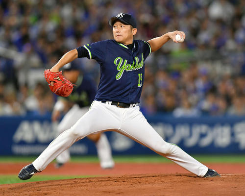 DeNA対ヤクルト　ヤクルト先発で力投する石川（撮影・滝沢徹郎）