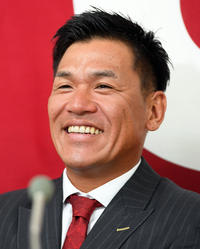 巨人脇谷が引退会見「いい野球人生だった」涙見せず - プロ野球 : 日刊