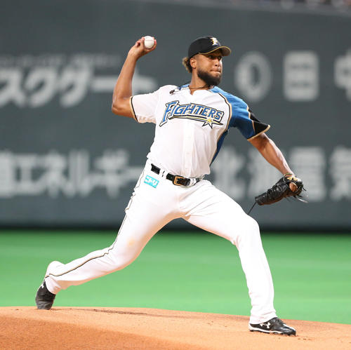 日本ハム先発のロドリゲス（撮影・佐藤翔太）