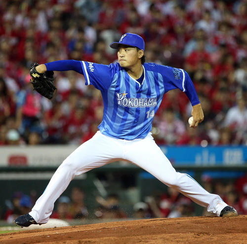 広島対DeNA　広島打線を相手に力投する石田健大（撮影・栗木一考