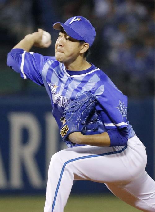 ヤクルト戦に先発したDeNA平良(共同)