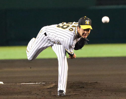 阪神対中日　阪神先発の小野（撮影・上山淳一）