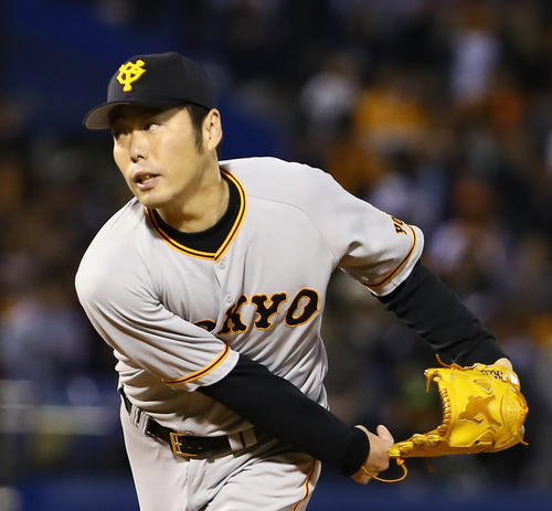 5回途中2番手で登板し力投する上原（撮影・足立雅史）