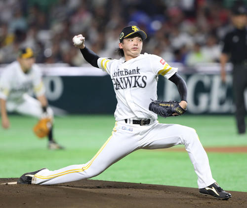 力投するソフトバンク先発東浜（撮影・林敏行）
