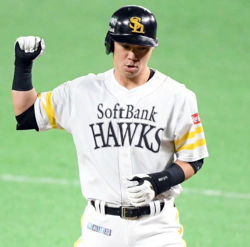 ソフトバンク長谷川勇也、代打で貴重なダメ押し打 - プロ野球 : 日刊