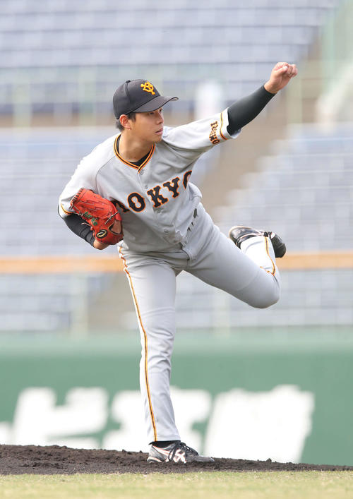 紅白戦で紅組の先発として登板した大江(撮影・河野匠)