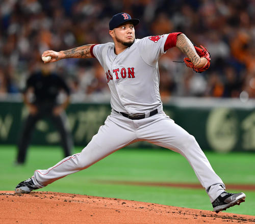 巨人対MLB MLB先発ベラスケス(撮影・清水貴仁)