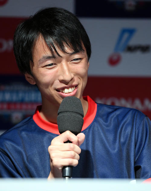 3連勝に笑顔を見せる西武・なたでここ（撮影・たえ見朱実）
