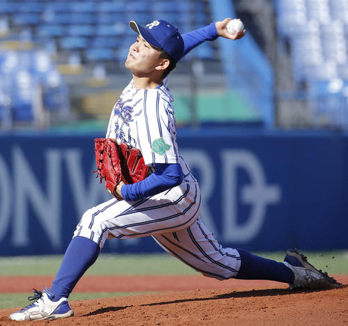 立正大対環太平洋大　先発登板する立正大・釘宮（撮影・河田真司）