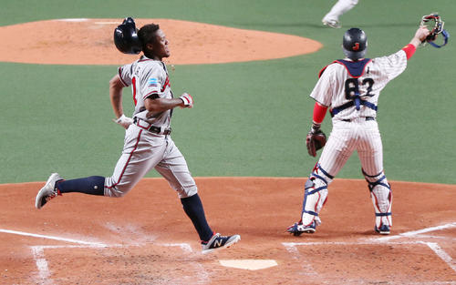 侍 連夜の逆転劇で勝ち越し 第５戦写真ライブ詳細 プロ野球ライブ速報 日刊スポーツ